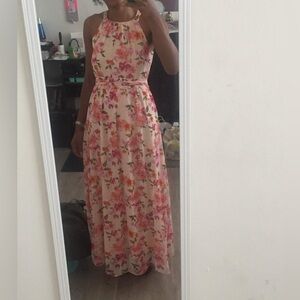 Beautiful Feminine Halter Top Maxi Dress with Waist Tie